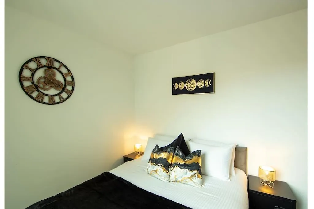 Runway Retreat, Close To London Heathrow West Drayton  0*, West Drayton (Middlesex) United Kingdom