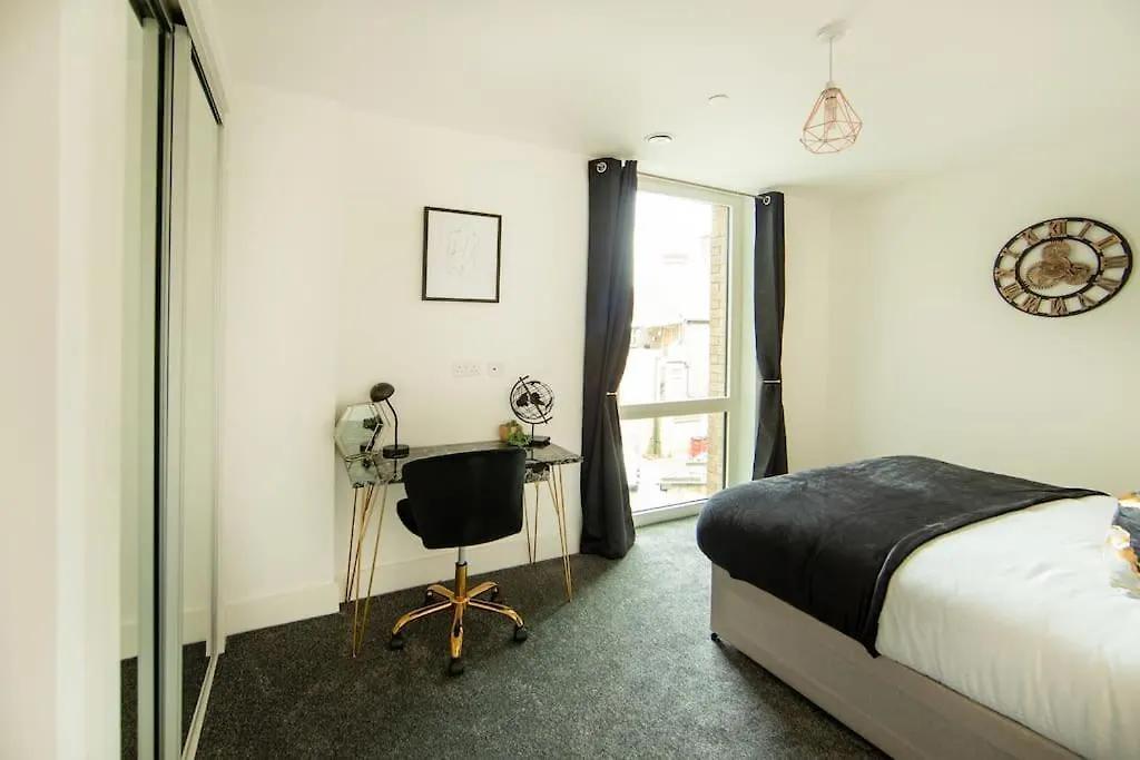 Runway Retreat, Close To London Heathrow West Drayton  Apartment West Drayton (Middlesex)